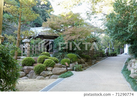 Shimonoseki City Chofu Garden Near the tea room Shimonoseki City Chofu Garden Near the tea room 71290774