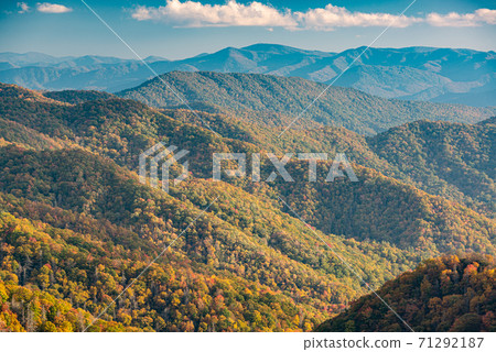 Great Smoky Mountains National Park, Tennessee, USA at the Newfound Pass 71292187