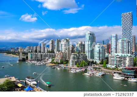 加拿大溫哥華港風光 加拿大溫哥華港風光 71292337