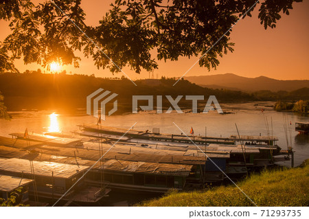 LAO HUAY XAY MEKONG RIVER LAO HUAY XAY MEKONG RIVER 71293735