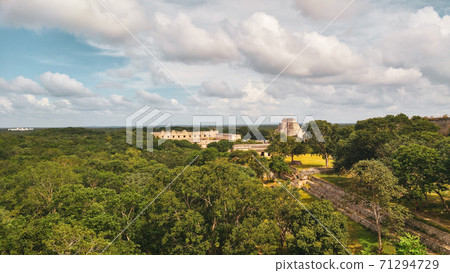 Ruins of the ancient city of Uxmal	 71294729
