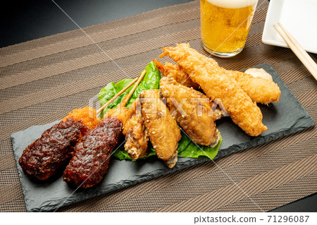 3 kinds of Nagoya food 71296087