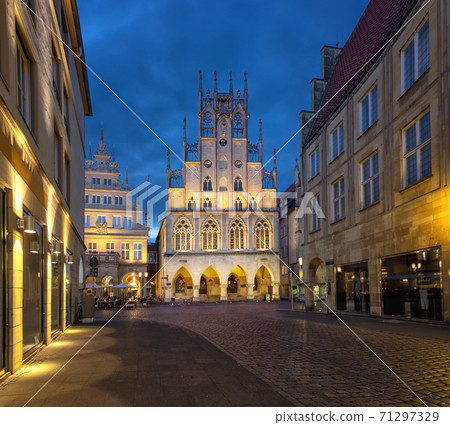 City Hall at dusk in Munster, Germany City Hall at dusk in Munster, Germany 71297329