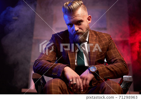 elegant stylish business man in formal costume elegant stylish business man in formal costume 71298963