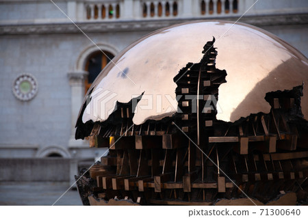 Sphere Within Sphere, Dublin, Ireland 71300640