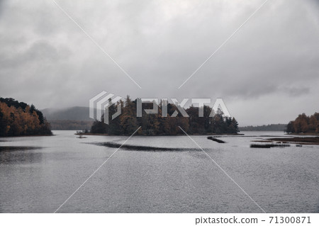 Loch Insh, Kincraig, Scotland, UK 71300871