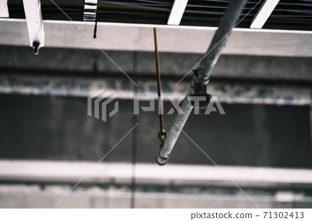 Bare sprinkler on the ceiling Bare sprinkler on the ceiling 71302413