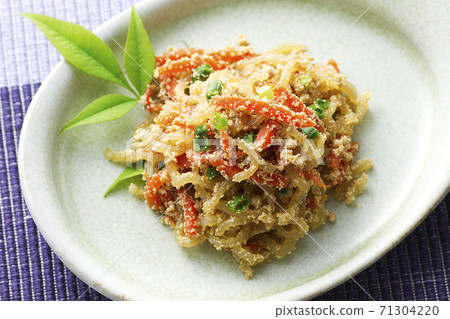 Stir-fried cod roe and thread konjac 25 71304220