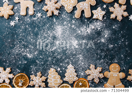 Christmas composition, New Year greeting card 71304499