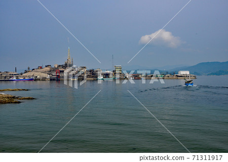 瀨戶內的契約島被稱為現代軍艦島 71311917