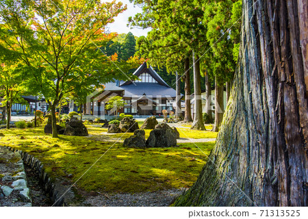 Hakuba Hasedera Temple 71313525