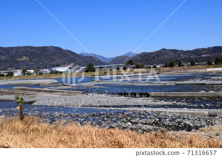 神奈川縣松田朝大山清酒河長廊 71316657
