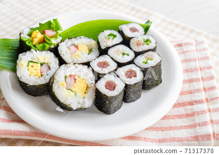 Nori Roll Sushi Nori Roll Sushi 71317378