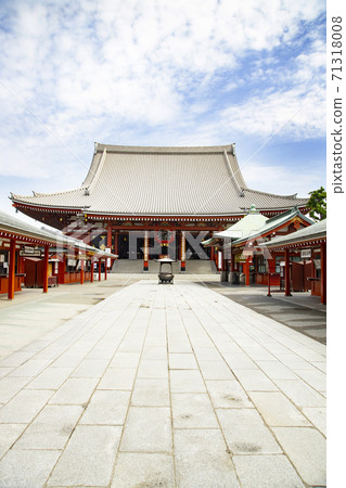 Sensoji Temple Main hall (Kanon hall) Sensoji Temple Main hall (Kanon hall) 71318008