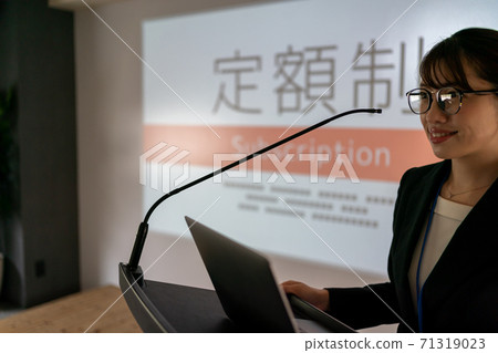 職業婦女 職業婦女 71319023