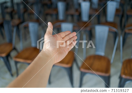 劇院式座椅佈局 71319327