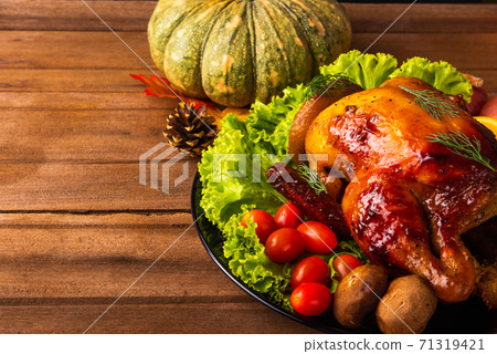 Thanksgiving baked turkey or chicken and vegetables Thanksgiving baked turkey or chicken and vegetables 71319421