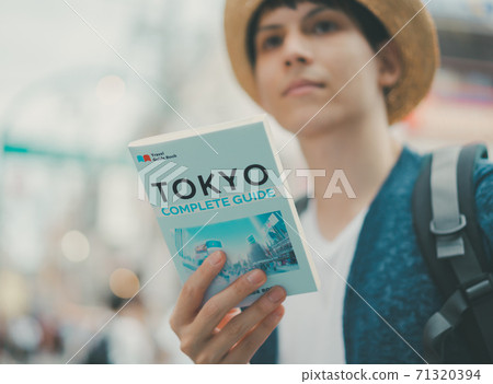 白人 外國人 男人 71320394