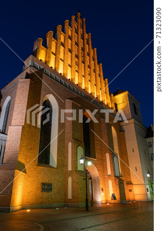 St John Archcathedral In Warsaw At Night 71323090