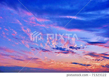 Beautiful sky in Japan Purple sky Beautiful sky in Japan Purple sky 71323122