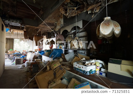 Ruins Drive-in Karuizawa, Karuizawa Town, Kitasaku District, Nagano Prefecture 71325851