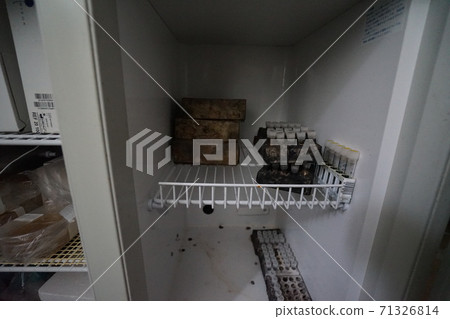 Ruins Shigeta Animal Pharmaceutical Industry Biohazard Research Institute Oyabe City, Toyama Prefecture 71326814