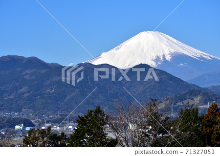 Matsudayama view Mt. Fuji with residual snow Matsudayama view Mt. Fuji with residual snow 71327051