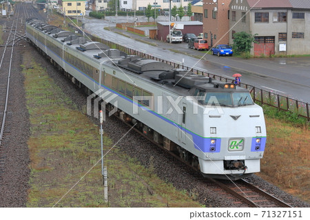 Kiha 183號特快列車鄂霍茨克號從折返站遠輕站出發_照片拍攝於2012年9月16日 71327151