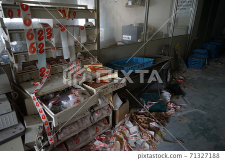 Ruins Tokamart Hakui Marche Hakui Shopping Center Hakui City, Ishikawa Prefecture 71327188