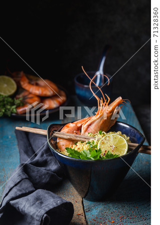 A bowl of Chinese noodles A bowl of Chinese noodles 71328360