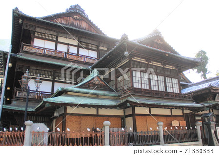 Dogo Onsen Main building 71330333