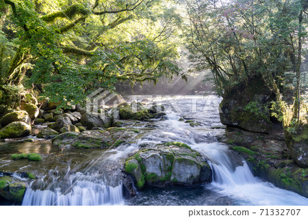 菊池谷的光束 71332707