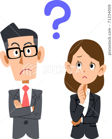 Upper body of male and female business people with doubts 71334009