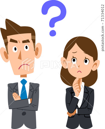 Upper body of male and female business people with doubts 71334012