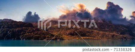 Beautiful Panoramic View of American Mountain Landscape Beautiful Panoramic View of American Mountain Landscape 71338326
