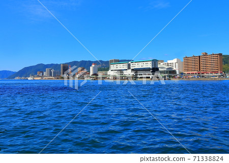 [Hiroshima Prefecture] Onomichi townscape seen from Mukaishima 71338824