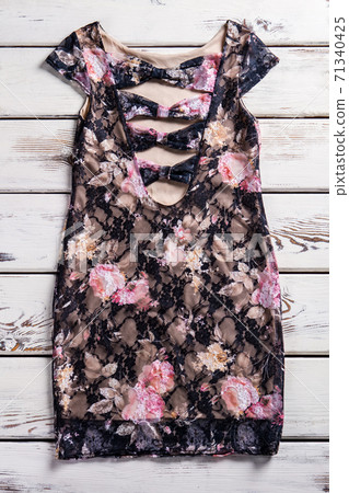 Floral dress with deep neckline. 71340425