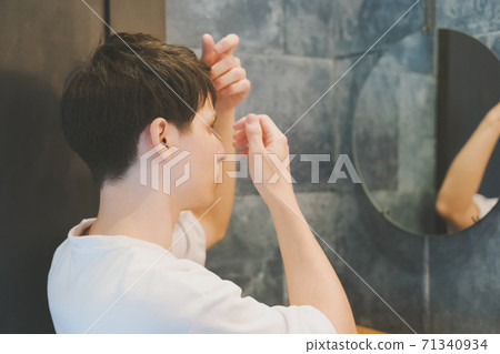 mirror, mirrors, male 71340934