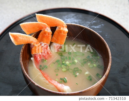 Crab miso soup Crab juice Snow crab Tarabagani Japanese food Crab miso soup Crab juice Snow crab Tarabagani Japanese food 71342310