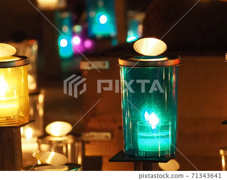 Colorful candlelight 71343641