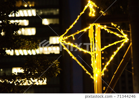 [Osaka Namba] Illuminations of Namba Parks [Set with skyscrapers] 71344246