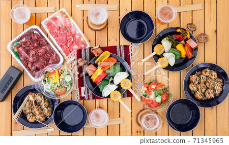 Camp cuisine 71345965
