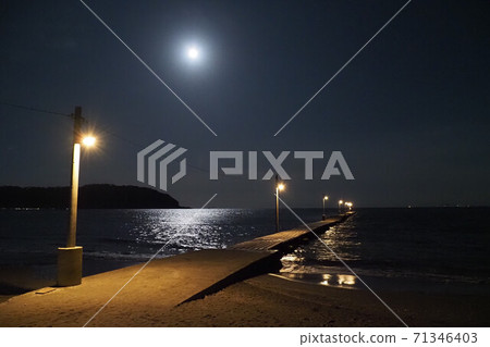 Tomiura Coast Haraoka Coast Okamoto Pier Sea and Moon Tomiura Coast Haraoka Coast Okamoto Pier Sea and Moon 71346403