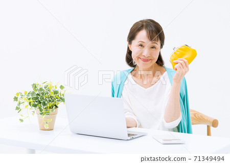 微笑女人筆記本電腦錢包 71349494