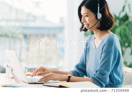 Work from home Female 71350499