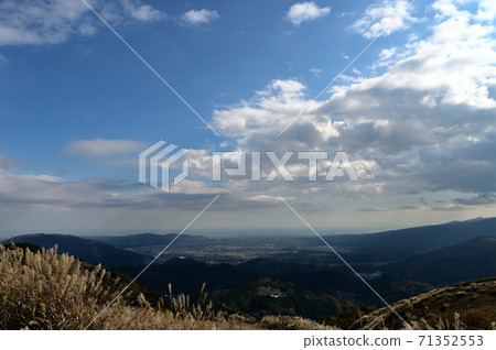Scenery from the summit _ Onoyama, Kanagawa _ Autumn 71352553