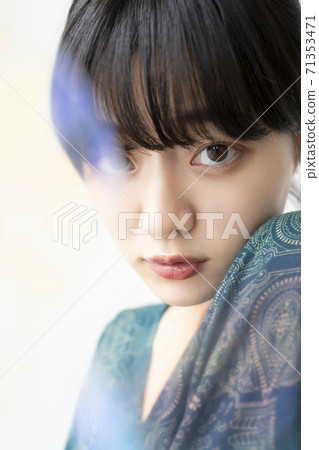 女人的肖像 71353471