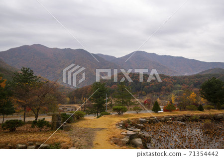 Gonglimsa Temple, Goesan-gun, Chungbuk 71354442