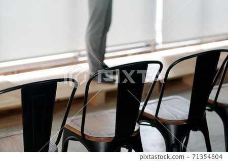 研討會會場座位前排 71354804