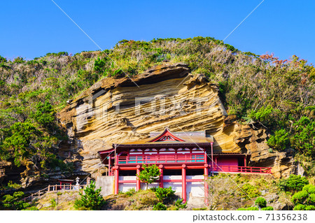 懸崖觀音[立山旅遊勝地]（*外部是從拍攝對象的房屋外拍攝的） 71356238